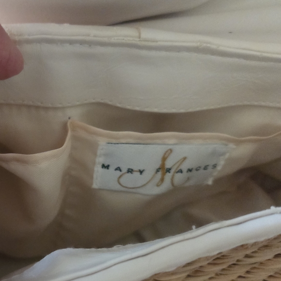 MARY FRANCES Elegant White and Tan Woven Handbag - Picture 7 of 16